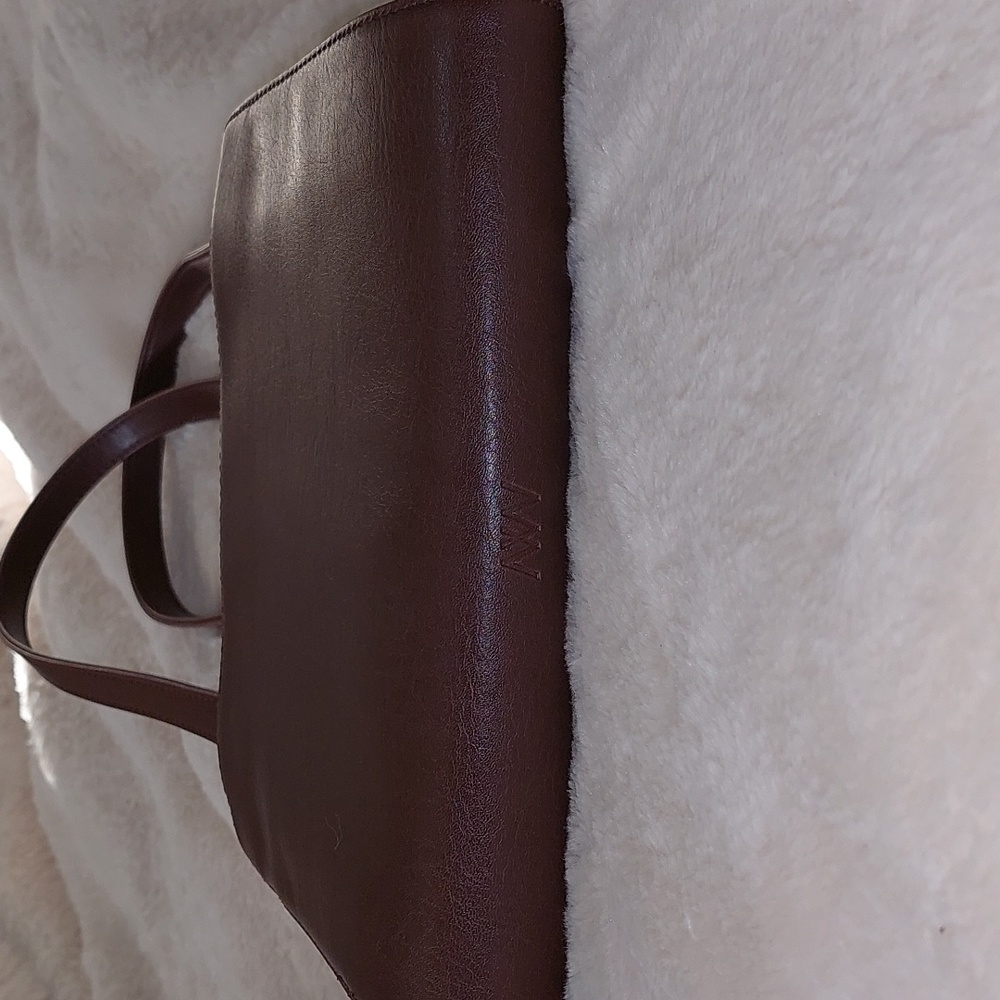 Genuine Matt & Nat crossbody purse - Picture 3 of 5